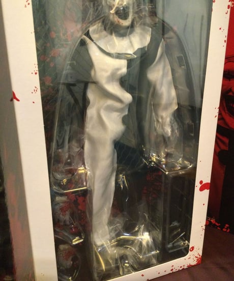 TERRIFIER/ART THE CLOWN・1/6スケールフィギュア
