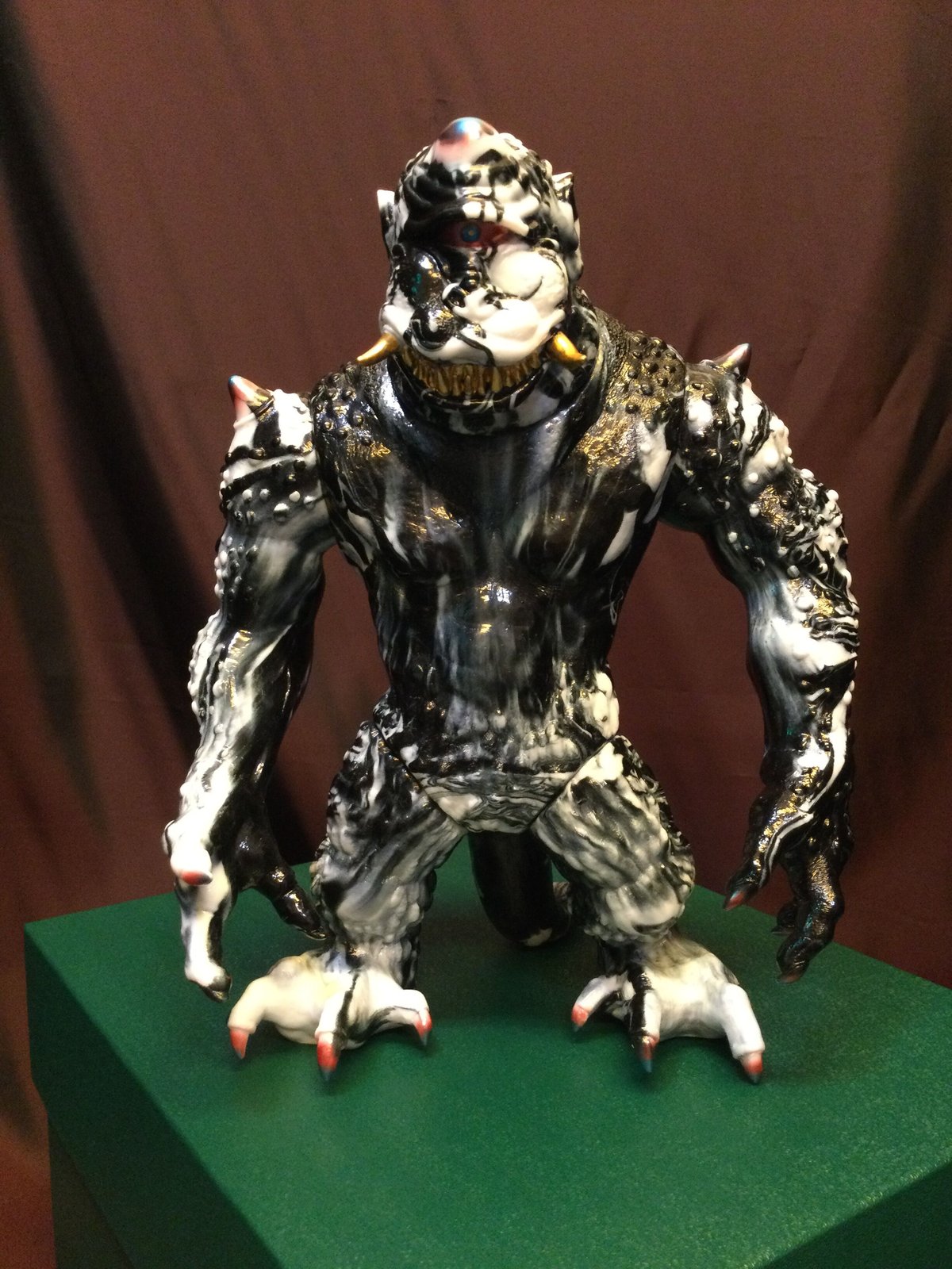 シカルナ工房・ガエザル/マーブルB | スタチューギャラリーオクトパンチ