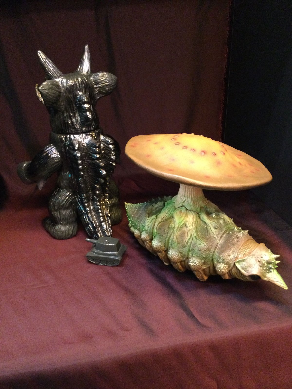 【冬虫夏草　イグドラドン】ソフビ　モンストック エトヤ製作堂ソフビ/護国怪獣・馬頭羅＆冬虫夏草・イグドラドン