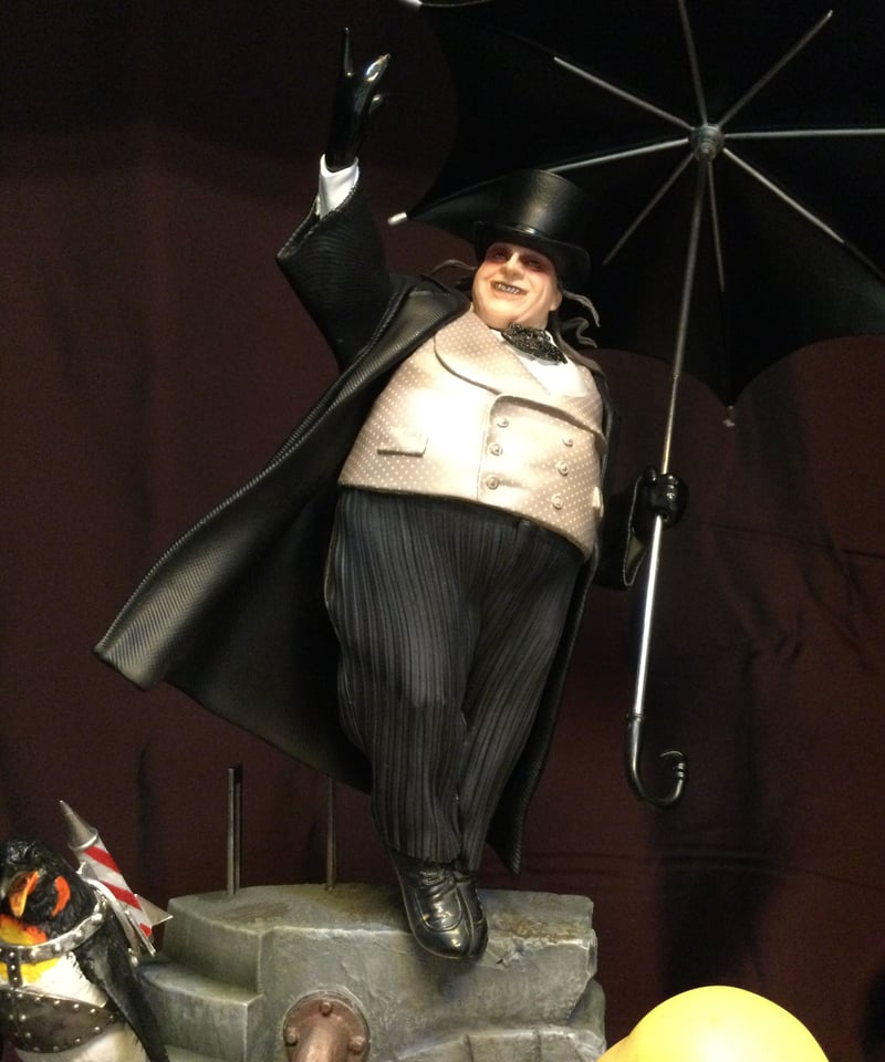 IRON/バットマンリターンズ・ペンギン 1/10スタチュー IRON/バットマンリターンズ・ペンギン 1/10スタチュー