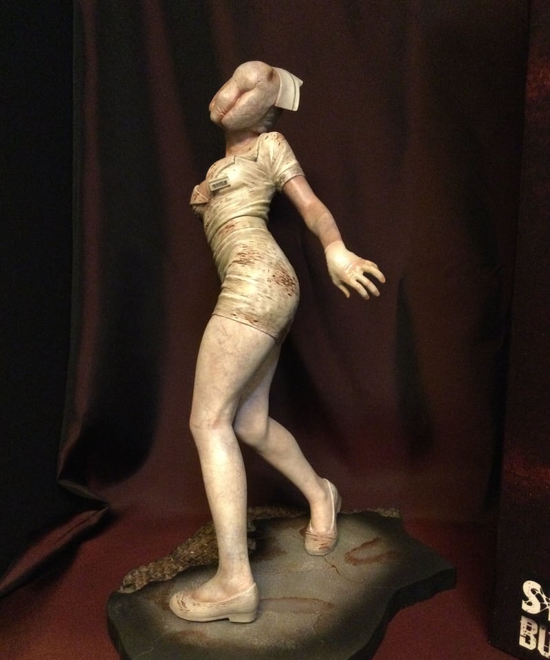 サイレント・ヒル2/バブルヘッドナース 1/6 | スタチュー サイレント・ヒル2/バブルヘッドナース 1/6 | スタチュー