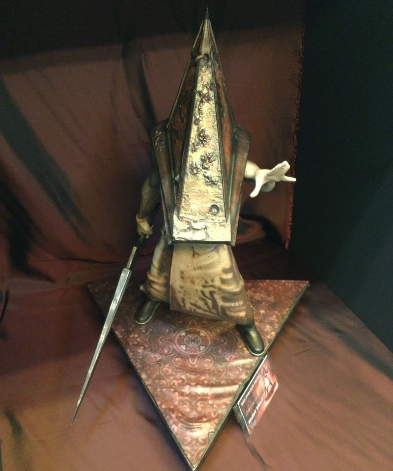 サイレントヒル2/レッドピラミッドシング・1/6スタチュー