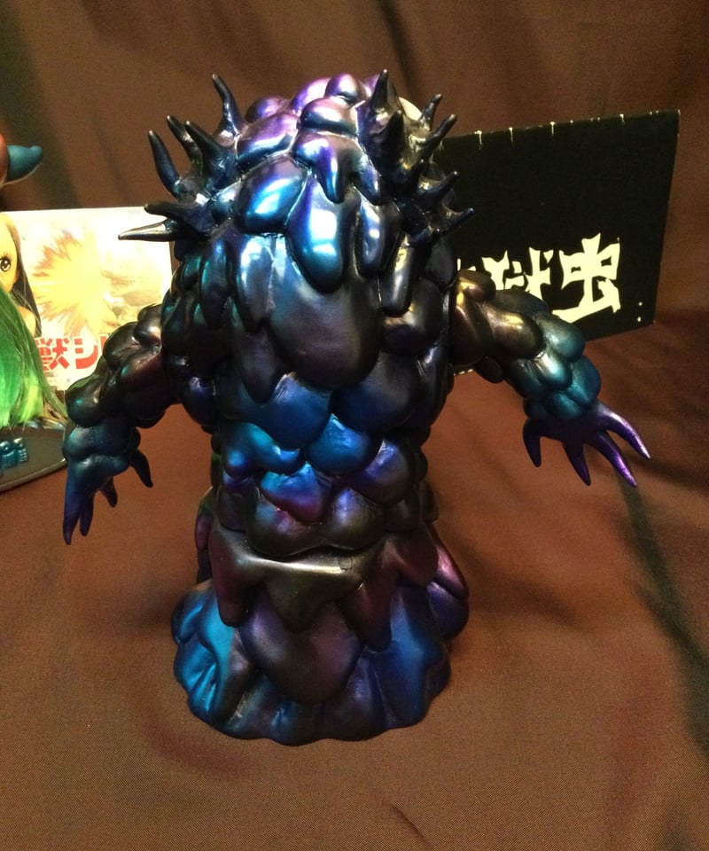 日野日出志・地獄虫（黒成型/紫メタリック/青）＆人魚戦車リバン（赤