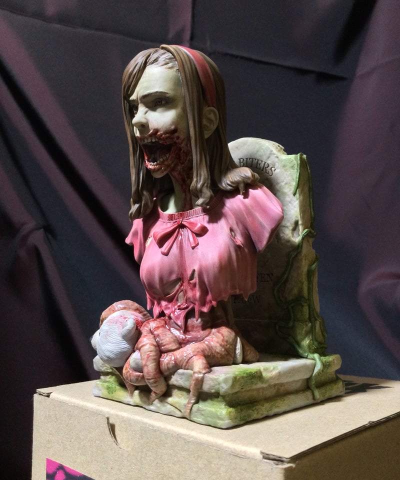 LIVING DERD GRRVE/メグミクス・ガレージキット塗装完成品