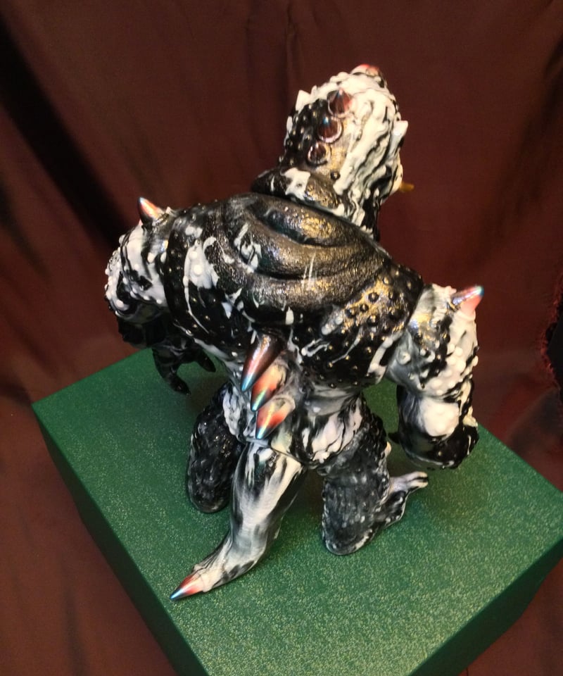 シカルナ工房・ガエザル/マーブルB | スタチューギャラリーオクトパンチ