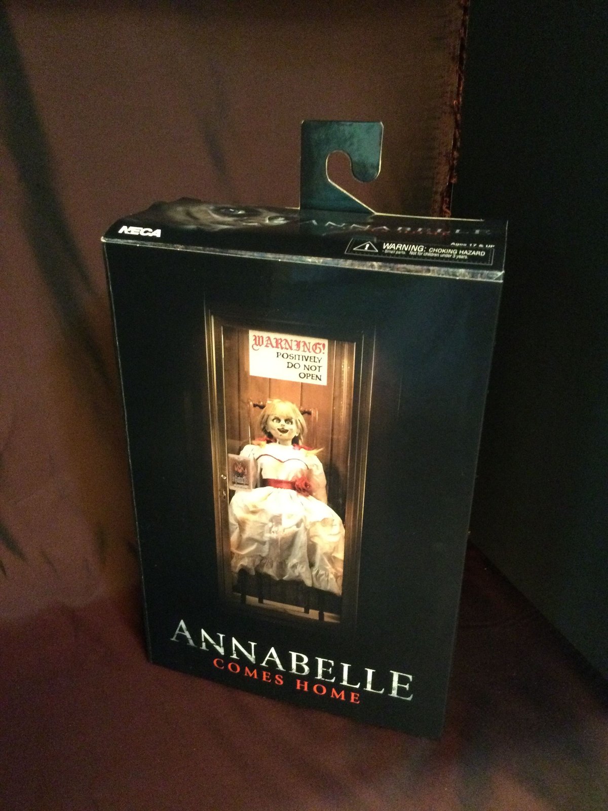 NECA/アナベル死霊博物館・ショーケース7インチアクション