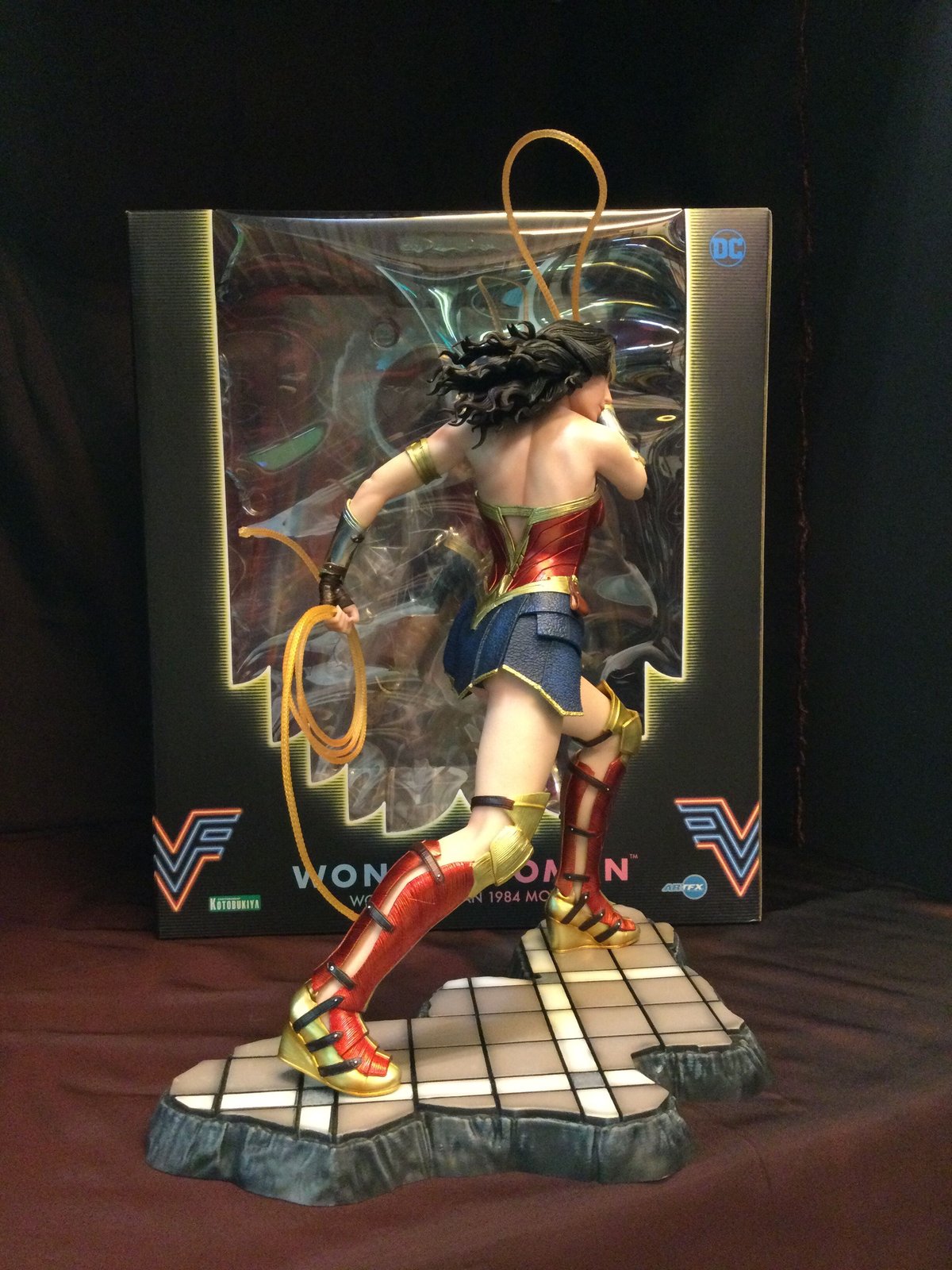 ■ワンダーウーマンWonderWoman世界限定スタチュー美品 ワンダーウーマン1984 1/6PVC | スタチューギャラリーオクトパンチ