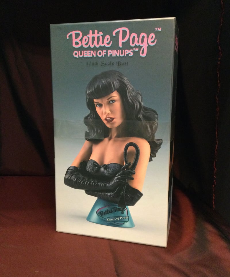 Bettie Page:QUEEN OF PINUPS. 3/4 | スタチューギャ
