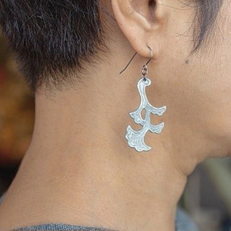 耳盃ピアス/イヤリング｜金細工まつ