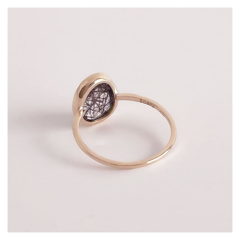 ブラックルチルクォーツ リング【K10/10号】 | soeru jewelry