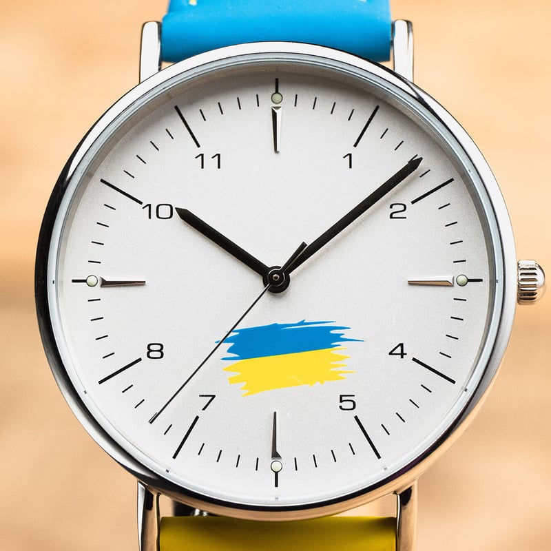 無し【希少】ウクライナ Ukraine キーウ 地下鉄 50周年 手巻き 懐中時計