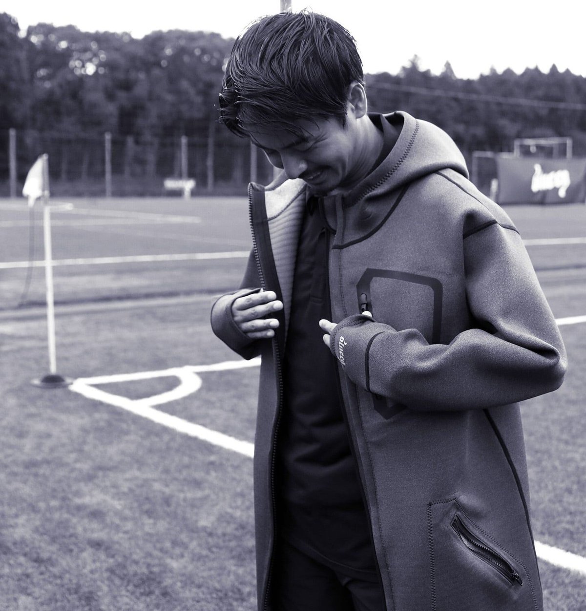 【最高峰】blueeq ブルイク フィールドコート L 黒 撥水 防寒 野球観戦 blueeq ブルイク ATHLETE FIELD COAT BQAJ-00016/0001