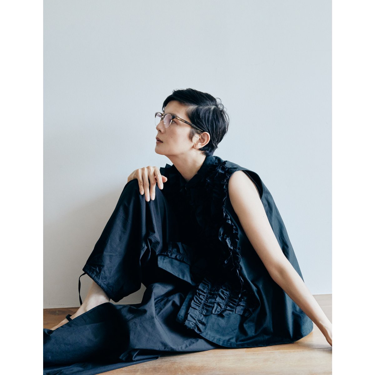 fofofofa RIFFLE BLOUSE VEST　Black RIFFLE BLOUSE VEST / black | fofofofa