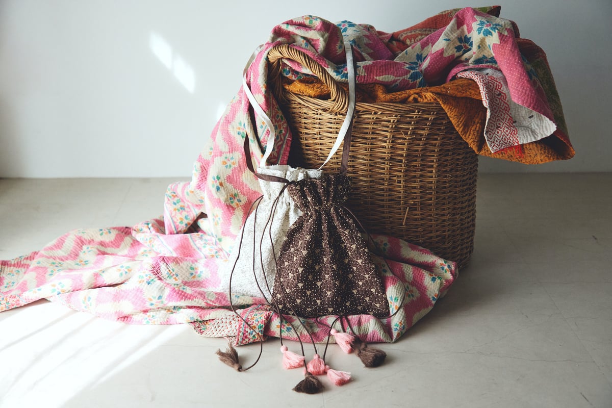 BUNON ＆ fofofofa embroidery drawstring bag / CH