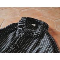 LEI BLOUSE / BLACK STRIPE