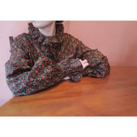LEI BLOUSE / BLACK FLOWER
