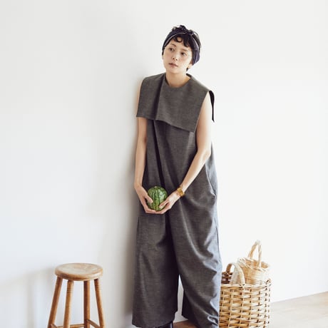 APERO SUIT / sesame black