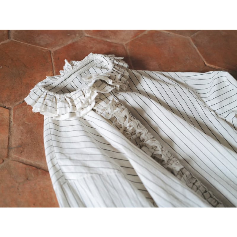 LEI BLOUSE / WHITE STRIPE | fofofofa