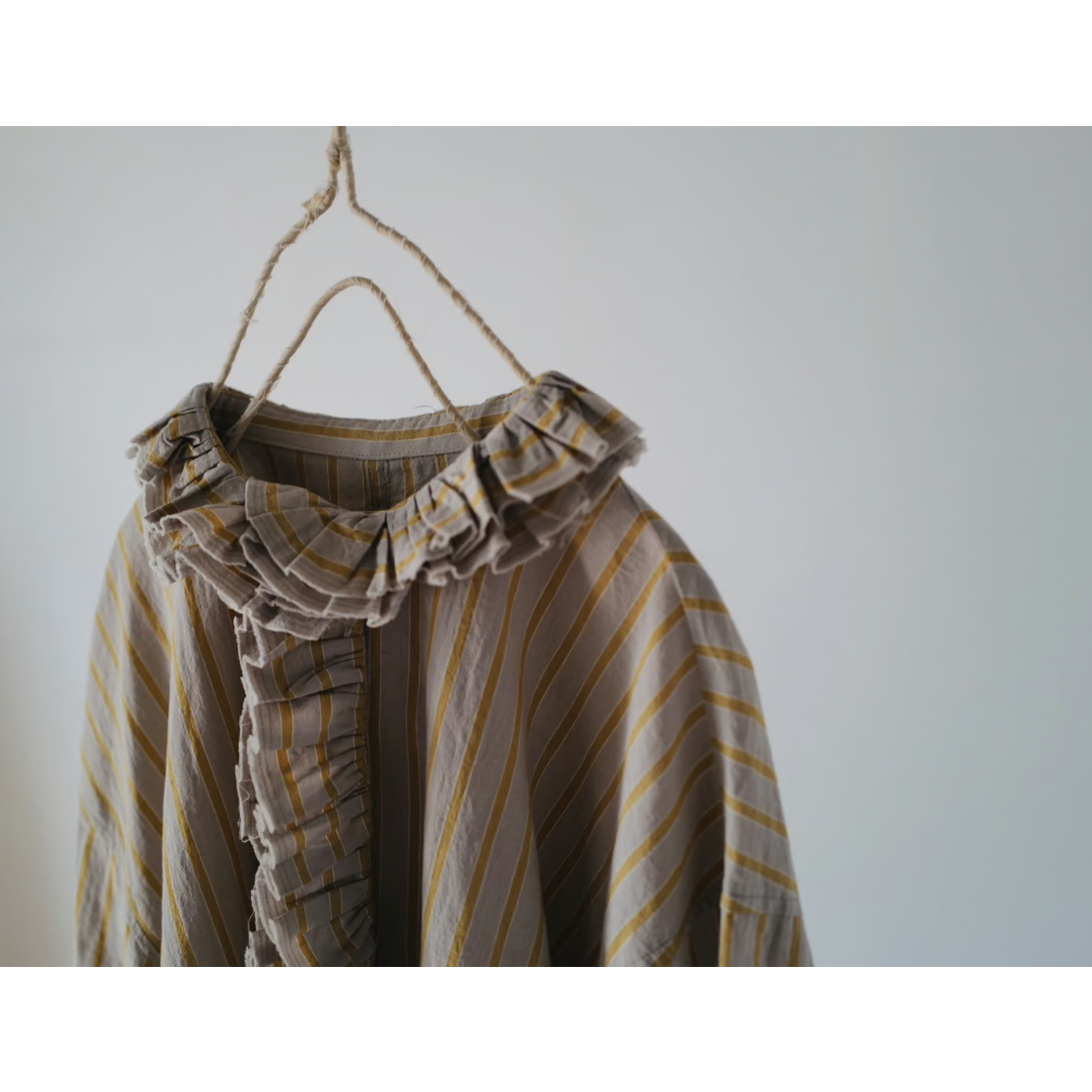 週末価格！fofofofa　LEI BLOUSE　 BLACK STRIPE LEI BLOUSE / BEIGE STRIPE | fofofofa