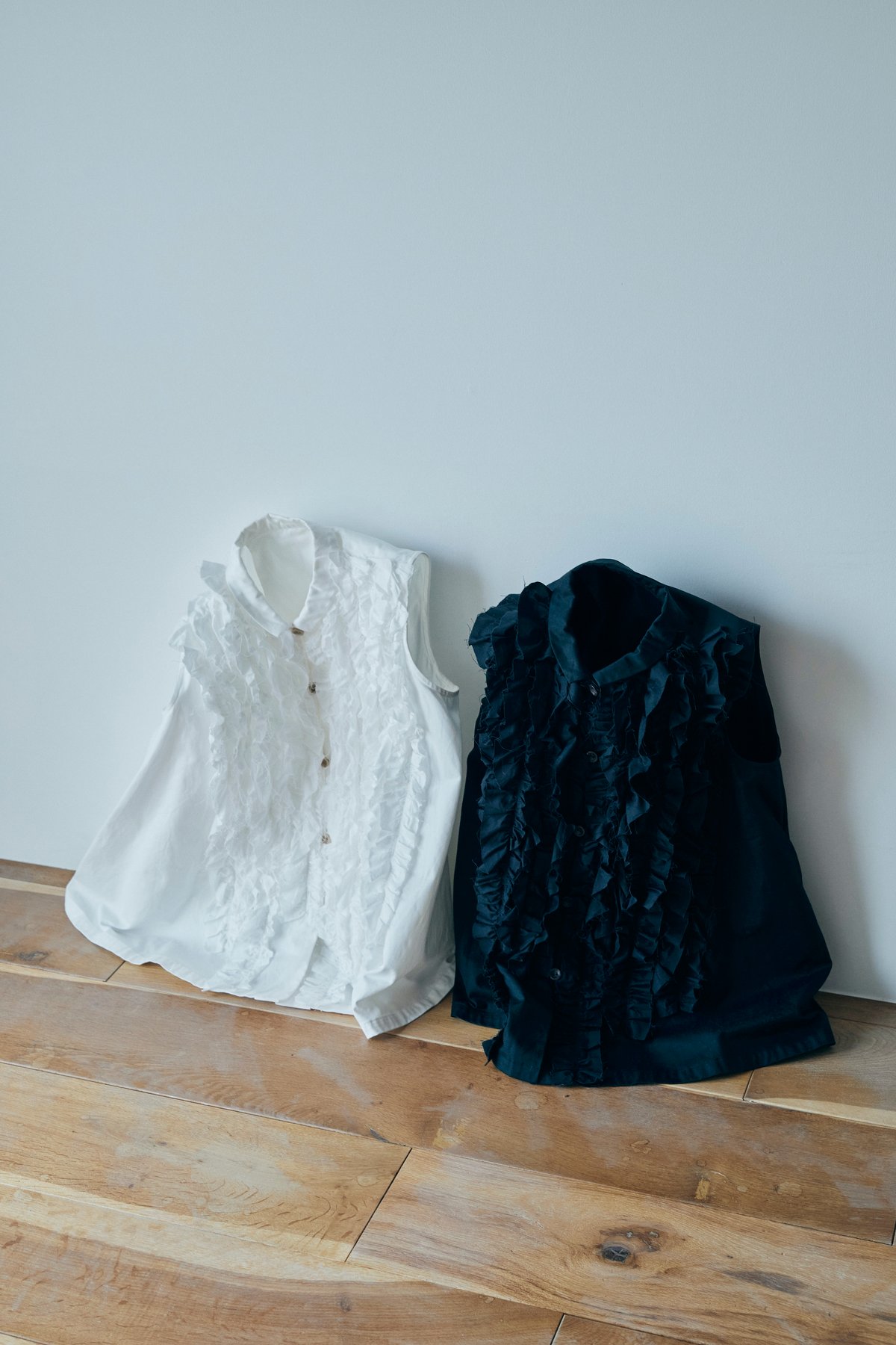 RIFFLE BLOUSE / black | fofofofa