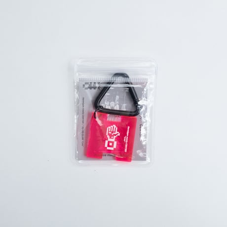C44／アクリルチャーム（蛍光ピンク）