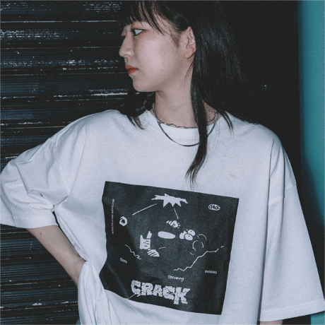 BRIDGE SHIP HOUSE “CRACK” Matthew TEE｜CENTER限定