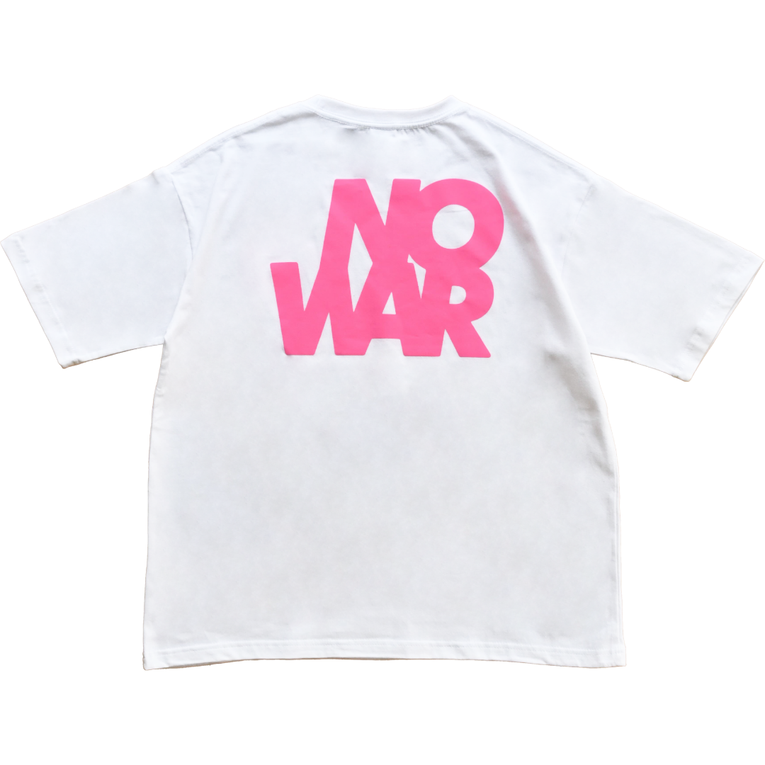 “NO WAR” placard（Mirror） 北山雅和 fit=scale-down,w=1200