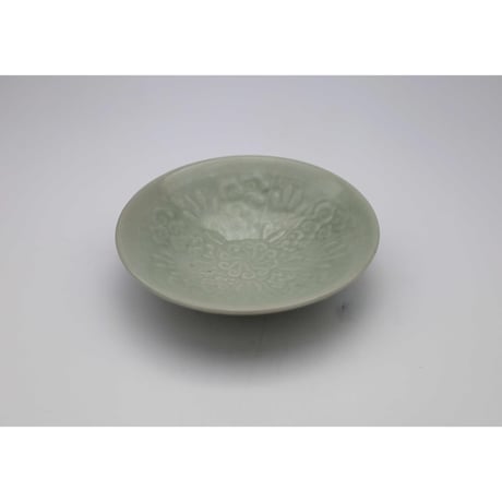 近藤 亮介／雲花陽刻碗