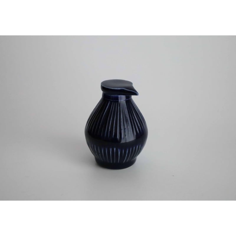 大江憲一 鉄釉醤油差し