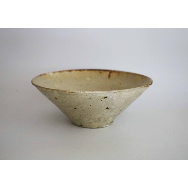 尾形アツシ　粉引き洋鉢　美品 尾形 アツシ／ヒビ粉引洋鉢 b | sumica栖