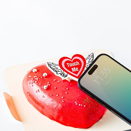ハートタッチケーキ～スマホでタッチ、新しい感動体験をあなたの手で～