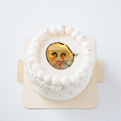 サプライズ写真ケーキ！燃える演出のバーンアウェイケーキ