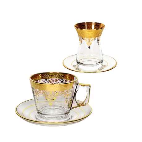 紅茶とコーヒーのカップ