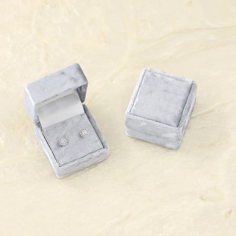 ヘイローピアス/片耳中石0.2ct