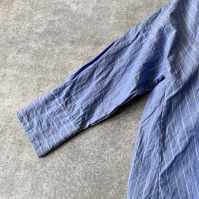 Veritecoeur ヴェリテクールVC-2419 バックギャザーシャツ