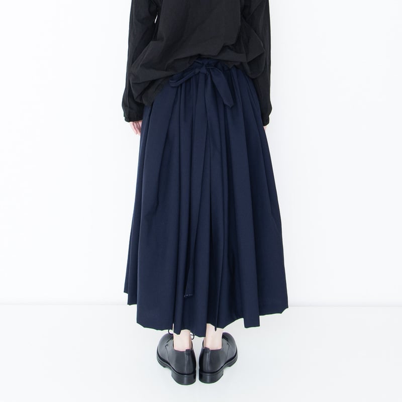 Veritecoeur VC-2525 バックギャザースカート / NAVY | hana hana