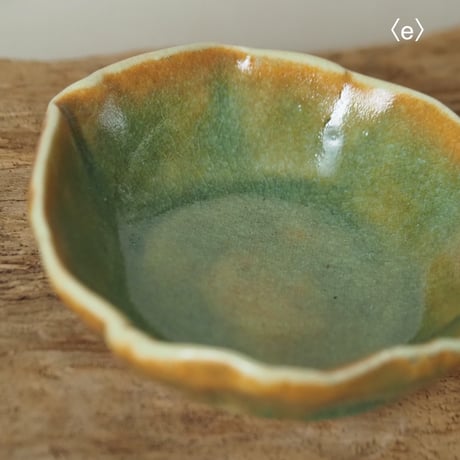 megli／ひらひら豆皿