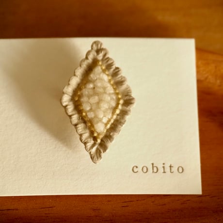 cobito／ブローチL（rice）