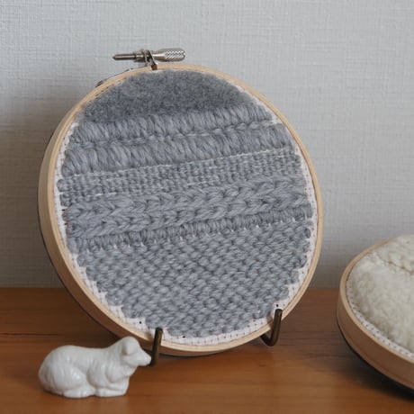 Rug time／刺繍枠アート