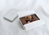 ブラックスワンのクッキー缶【○店頭お渡し】