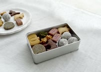 ハロウィンのクッキー缶／グルテンフリー【●宅配便】