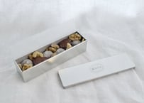チョコとナッツのクッキー缶【○店頭お渡し】