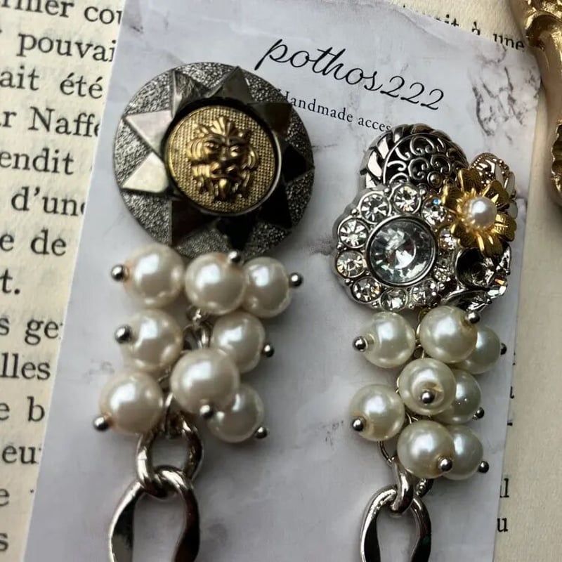 シルバー×ゴールドライオンボタン ボタン組み合わせ アシンメトリー