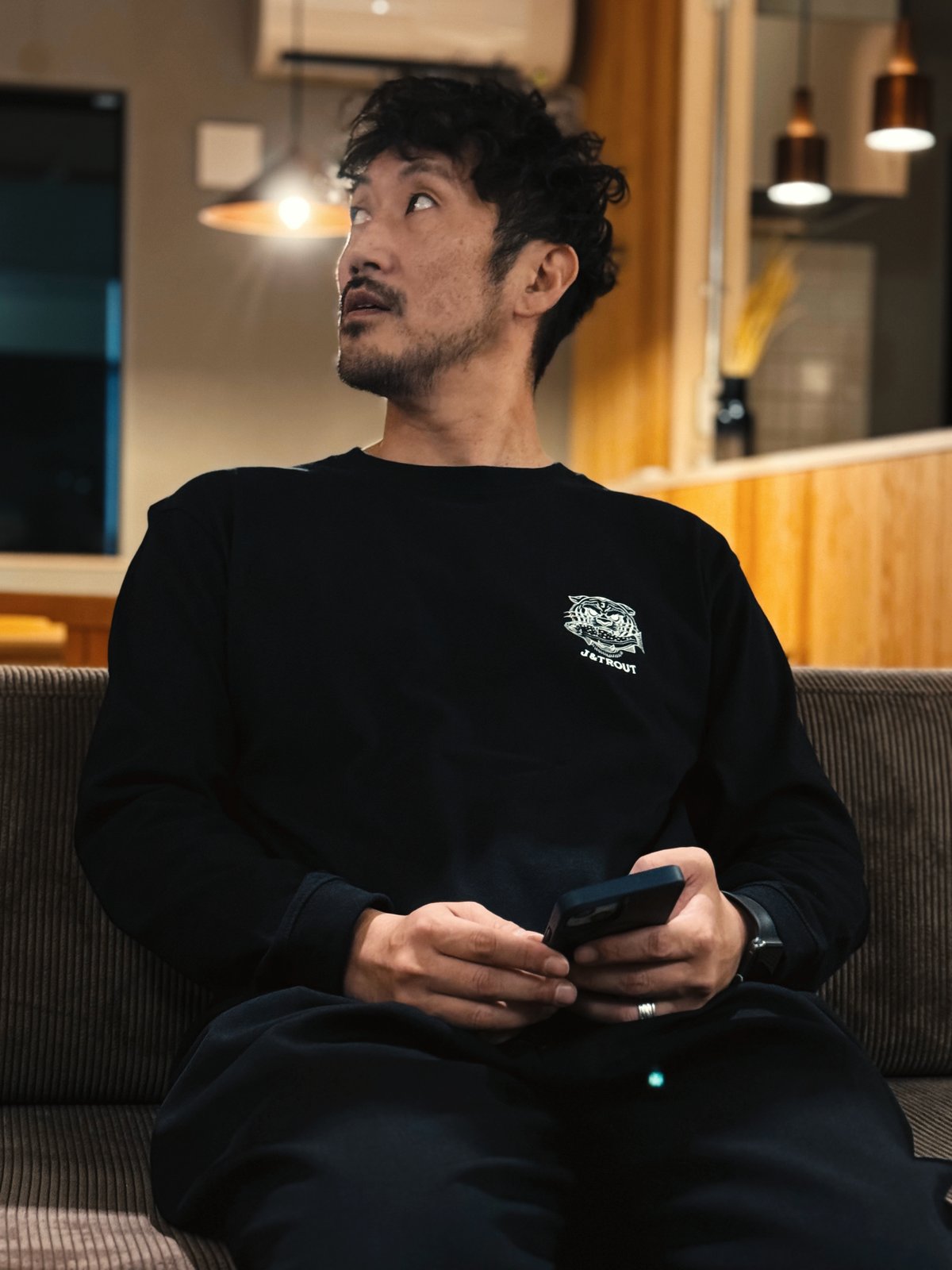 マリアさん ロンT（ブラック） | J＆TROUT