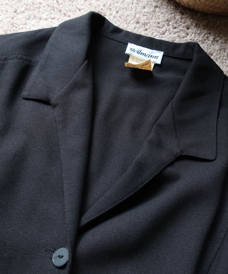 Black cropped blazer Made in Romania
