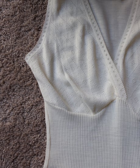 1960’s dead stock Ennepi Provera Italian Swiss sleeveless top🐑