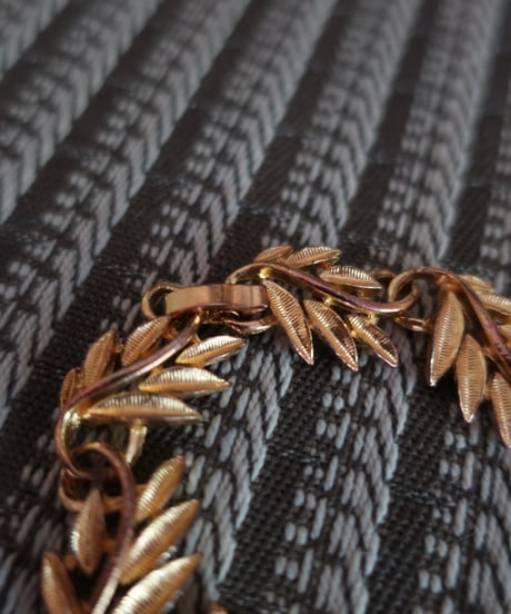 Gold tone leaves choker necklace 🍂　セット販売専用アイテム