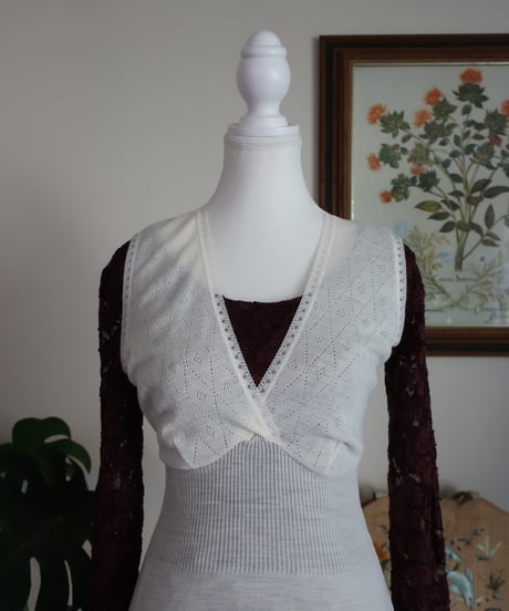 1960’s dead stock Ennepi Provera Italian Swiss sleeveless top🐑