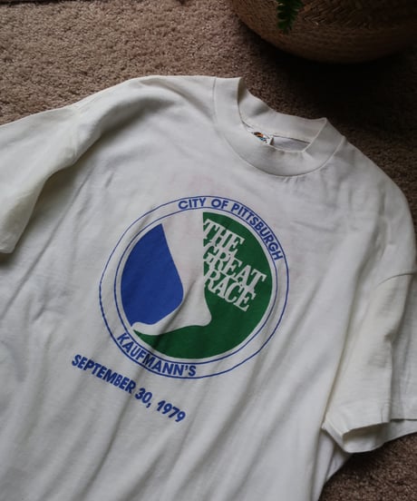 1979 Pittsburgh the grate race T-shirt 🦶