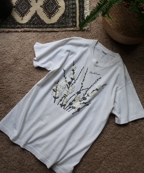 Petal pets 90’s T-shirt 𓃠 As is